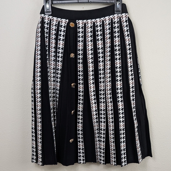 Aleezxa Paris Houndstooth Knit Pleated Skirt Button-Front Skirt - Picture 3 of 15